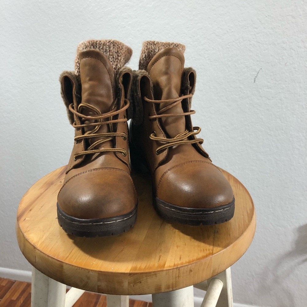 Coolway Sweater Cuff Boots